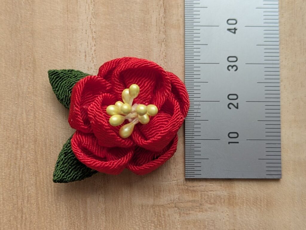 完成した椿と定規の比較（表）