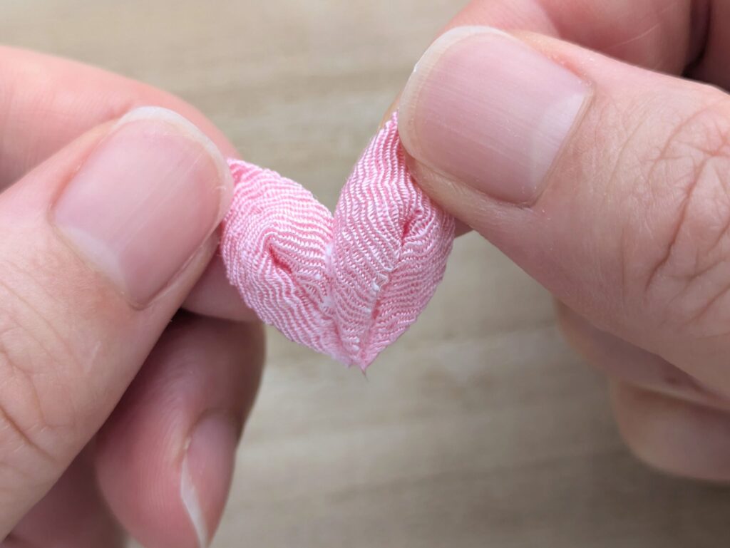剣裏返しを2枚重ねる