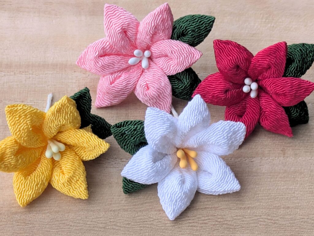 ゆりの花（ピンク、濃いピンク、黄色、白）